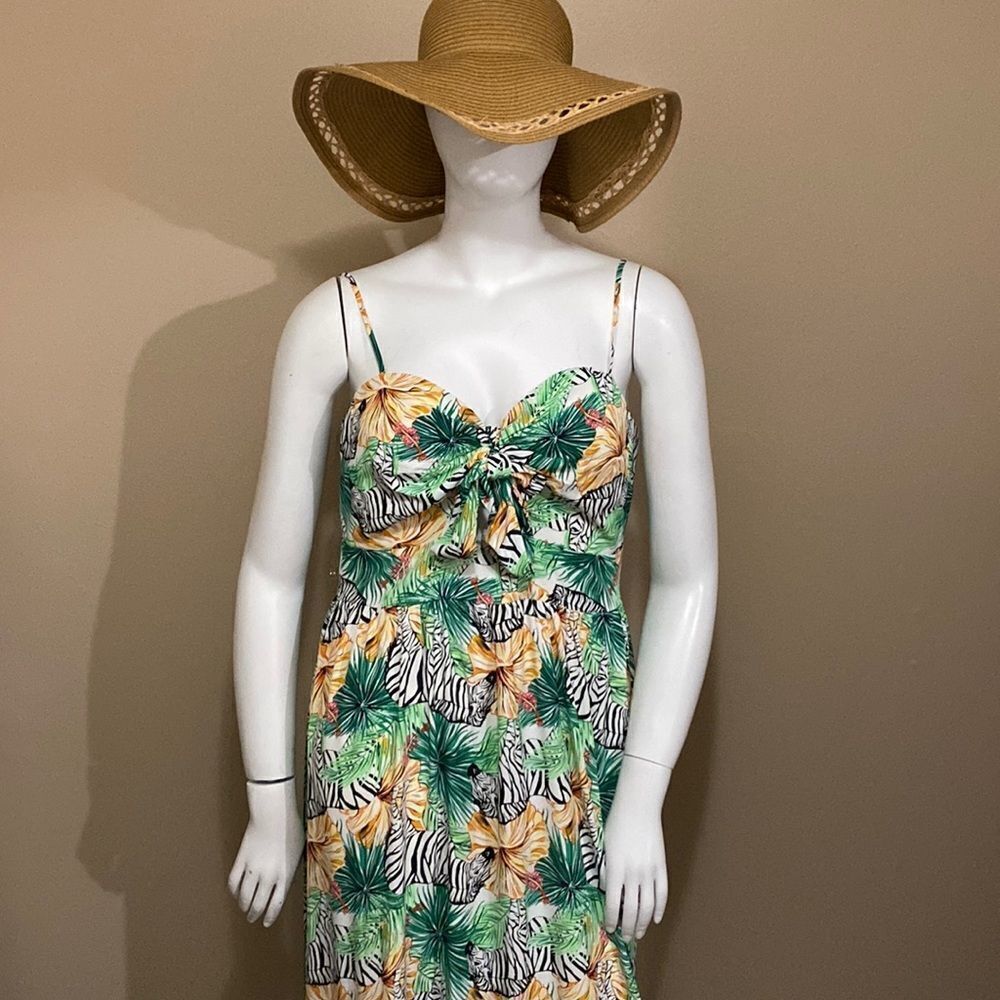 NWT Safari Maxi Dress - Size 1X - Picture 3 of 16